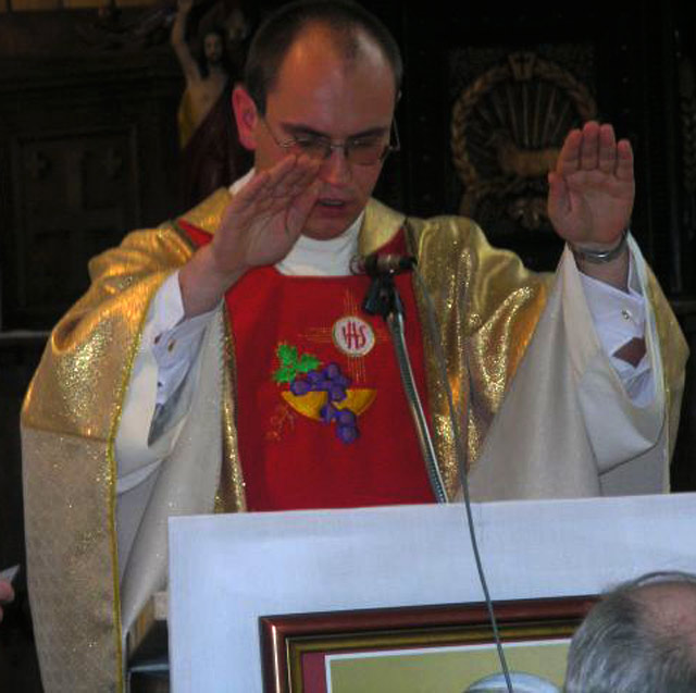 ks. Kamil Borkowski